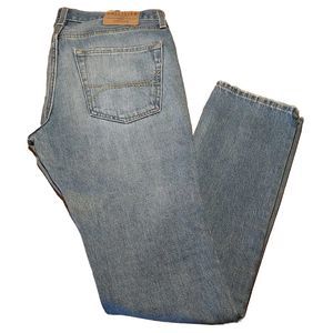 Jeans Hollister California Mens Blue Straight Size 32x34. Button Fly closure